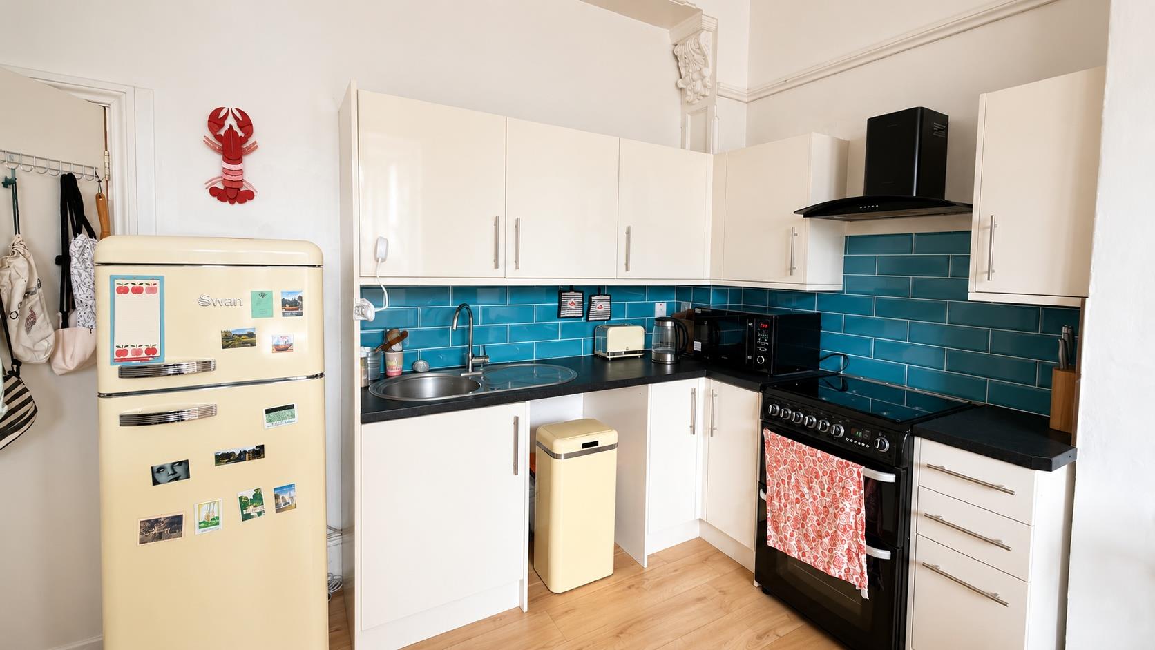 2 bed property in Church Road, St. Leonards-On-Sea